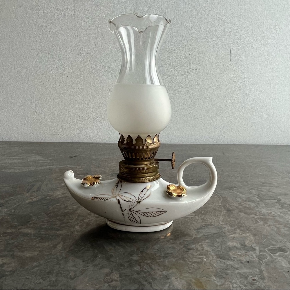 Antique Miniature ‘Aladdin’ Style Oil Finger Lamp with gold leaf design
